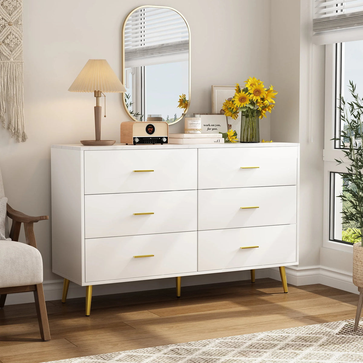 White 6 Drawer Dresser Y651897