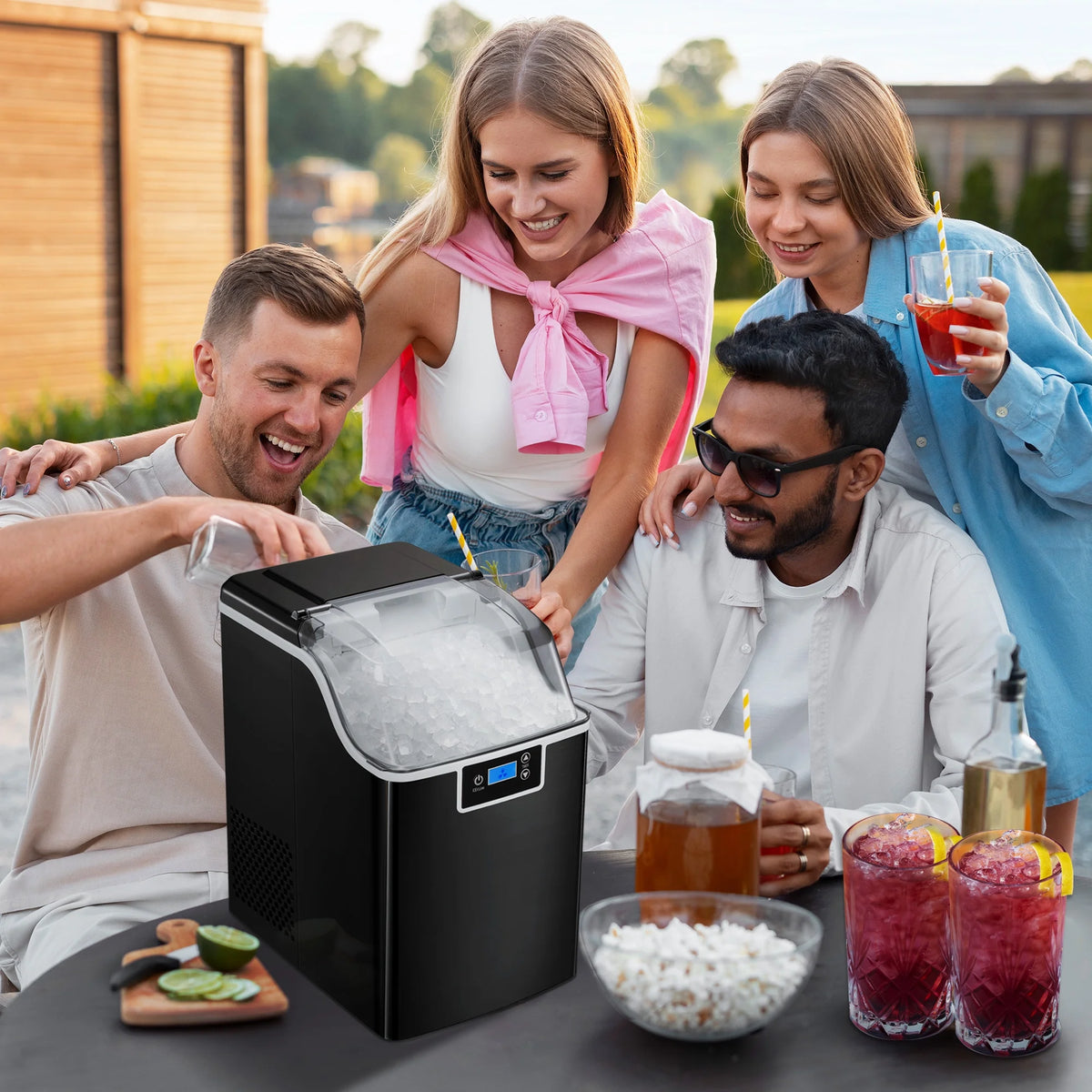 Black Portable Countertop Ice Maker with Basket & Scoop Y22583