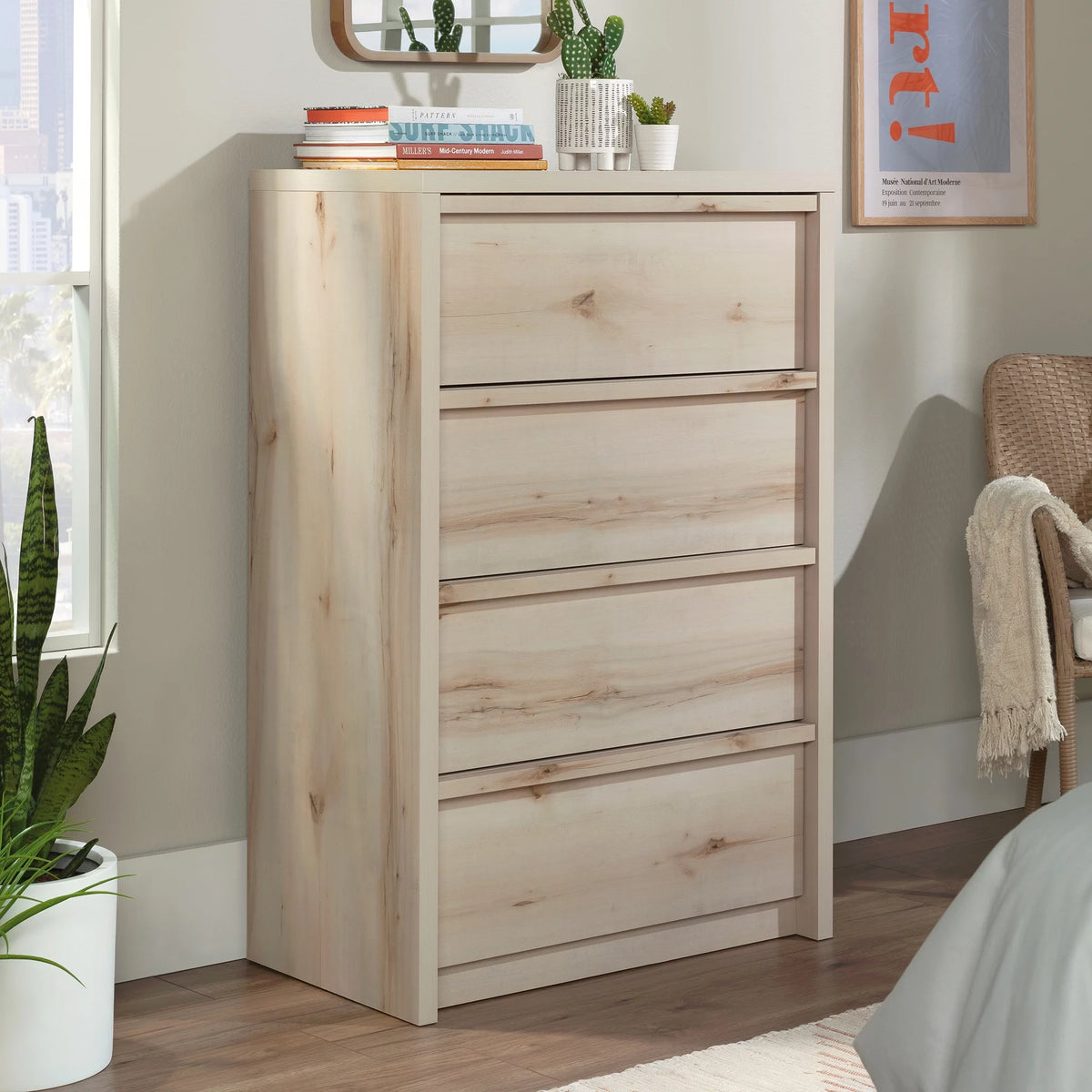 4 Drawer Dresser N24770