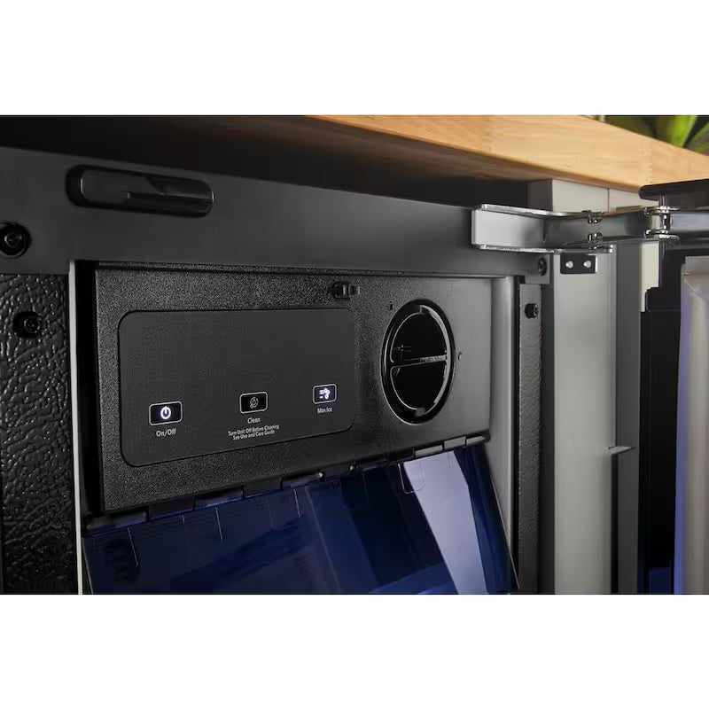 Built-in Ice Maker in PrintShield Stainless Steel J53726
