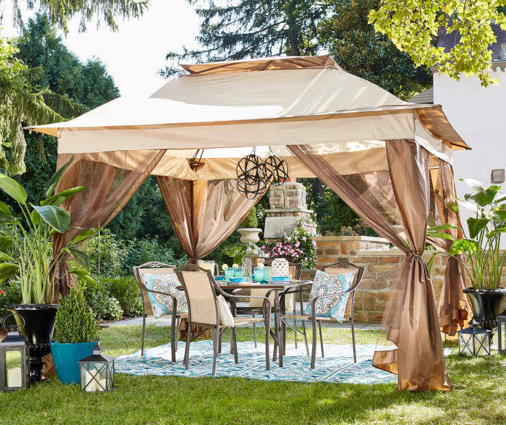 11 x 11 Pop Up Canopy Tent with Netting Q6193