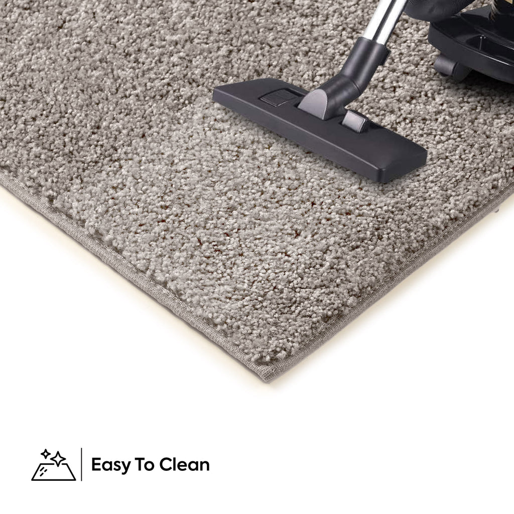 Beige 6' x 7' Plush Area Rug M349