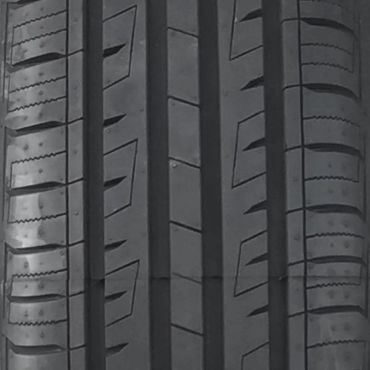 All Season Performance Passenger Tires 185/60R14 R826