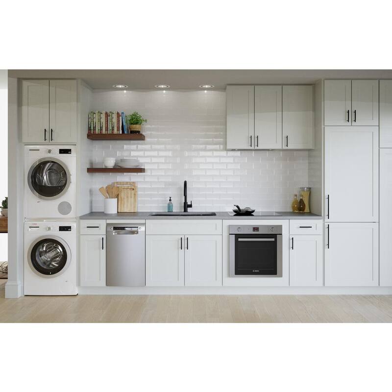 24 in. Induction Cooktop in Black with 3-Elements E826110